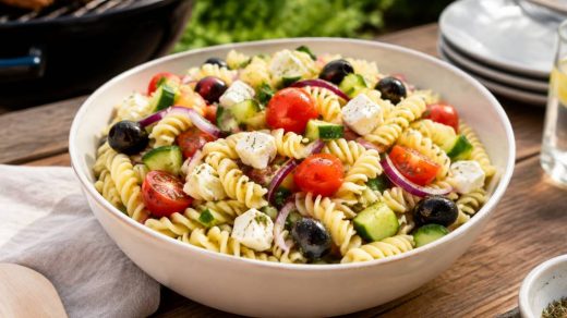 Salade de pâtes froides simple pour barbecue