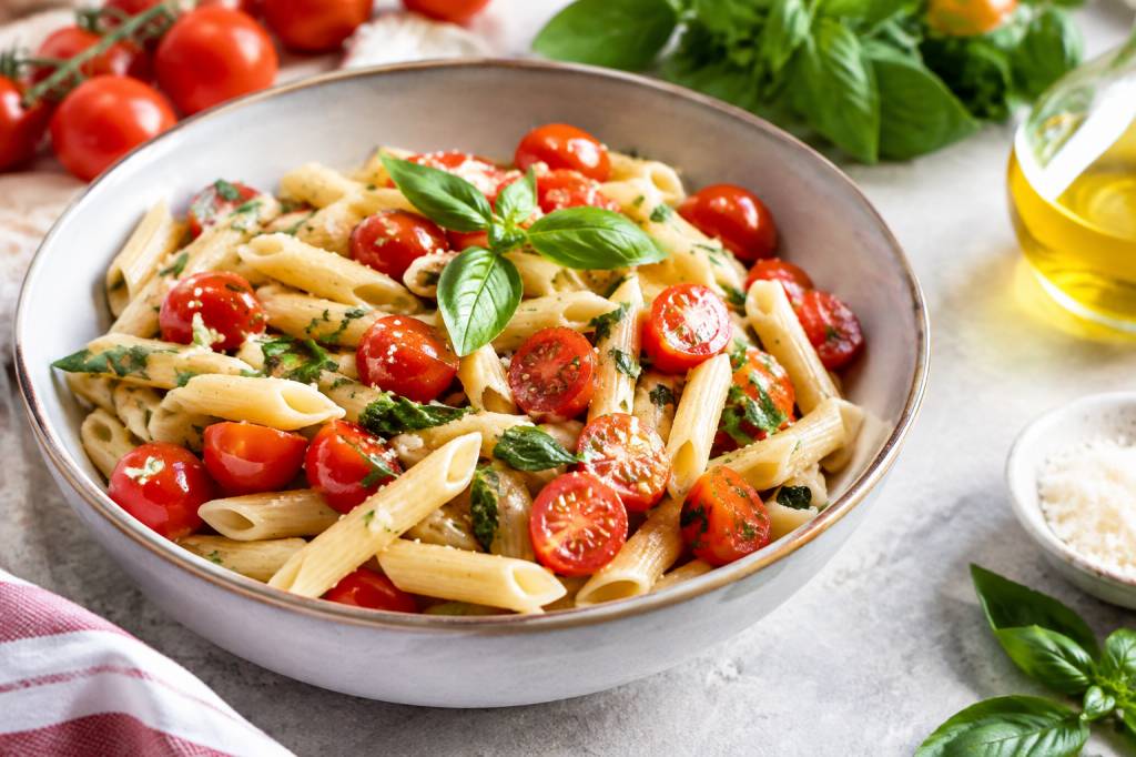 Salade de pâte tomate : une recette italienne fraîche et savoureuse